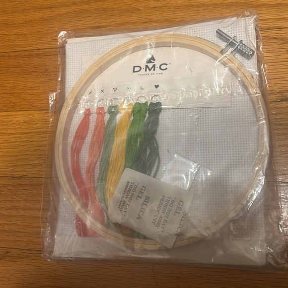 Cactus Cross Stitch Kit Beginner - Picture 6 of 6